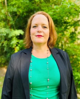 Faculty Member Erin Brewer