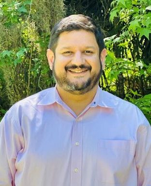 Faculty Member Artiom Chacon